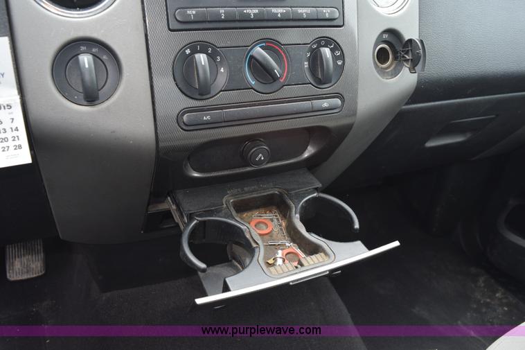 image for item L3469 2007 Ford F150 SuperCrew pickup truck