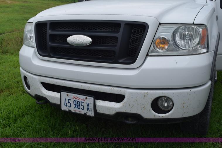 image for item L3469 2007 Ford F150 SuperCrew pickup truck