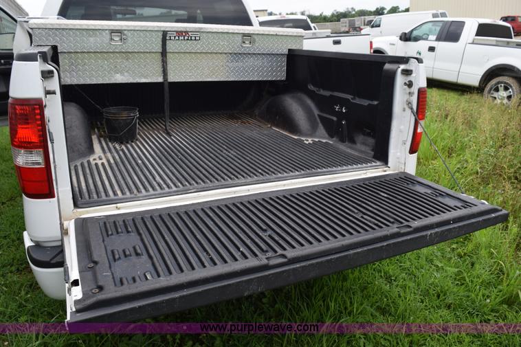 image for item L3469 2007 Ford F150 SuperCrew pickup truck