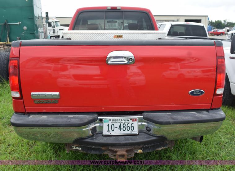 image for item L3471 2005 Ford F350 Super Duty SuperCab pickup truck
