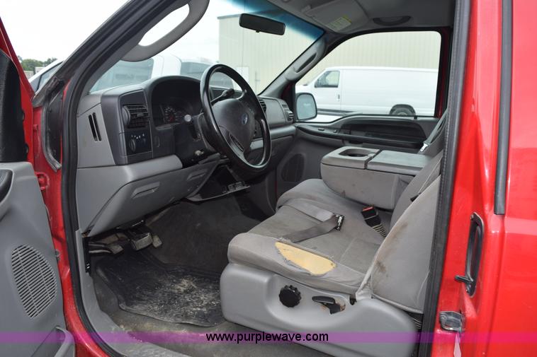 image for item L3471 2005 Ford F350 Super Duty SuperCab pickup truck