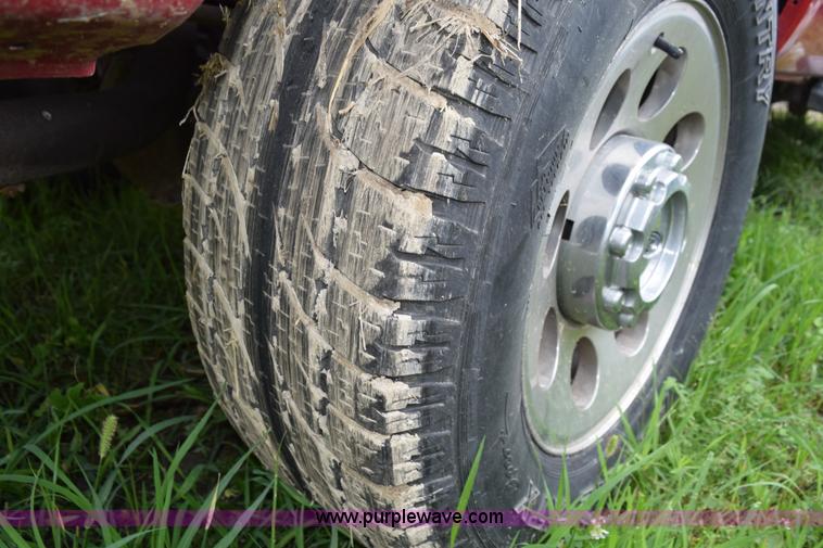 image for item L3471 2005 Ford F350 Super Duty SuperCab pickup truck