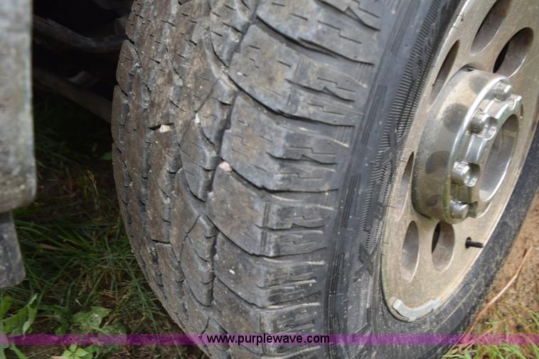 image for item L3471 2005 Ford F350 Super Duty SuperCab pickup truck