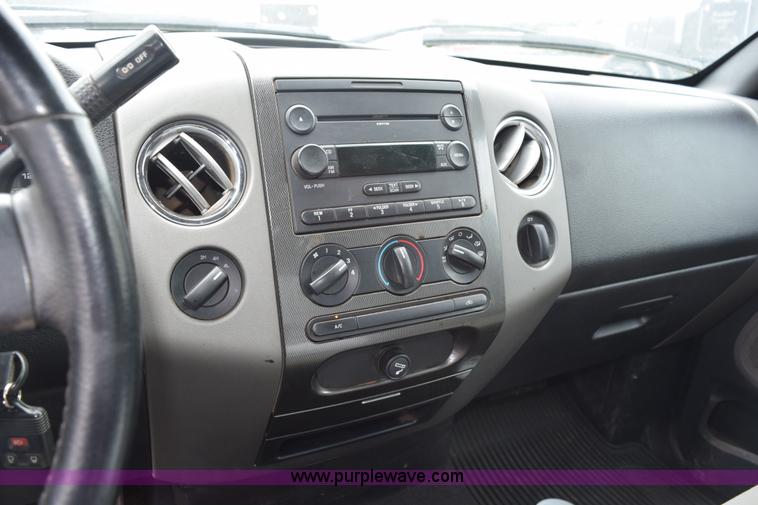 image for item L3472 2007 Ford F150 SuperCrew pickup truck