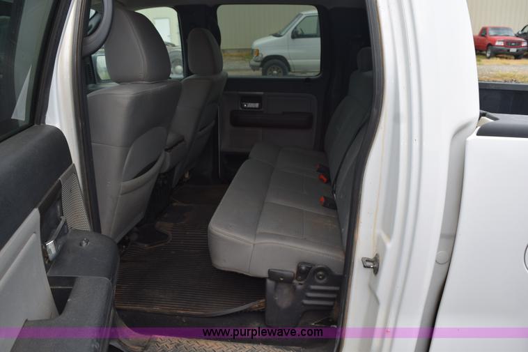 image for item L3472 2007 Ford F150 SuperCrew pickup truck