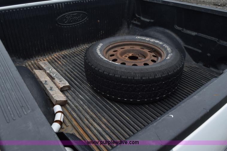 image for item L3472 2007 Ford F150 SuperCrew pickup truck