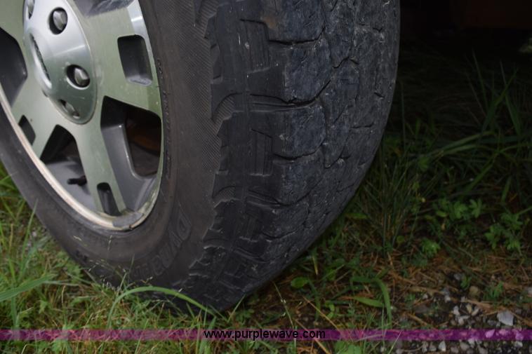 image for item L3472 2007 Ford F150 SuperCrew pickup truck