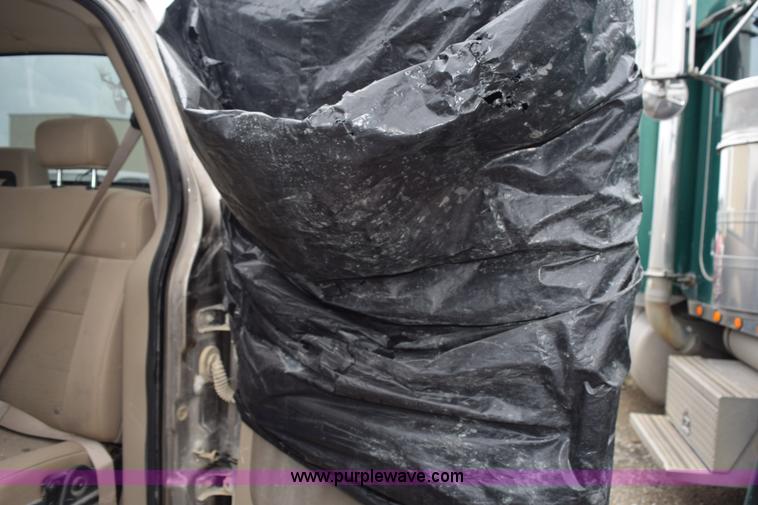 image for item L3473 2005 Ford F150 SuperCab pickup truck