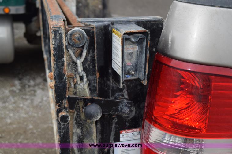 image for item L3473 2005 Ford F150 SuperCab pickup truck