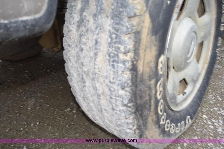 image for item L3473 2005 Ford F150 SuperCab pickup truck