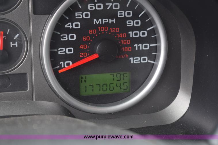 image for item L3479 2007 Ford F150 SuperCrew pickup truck