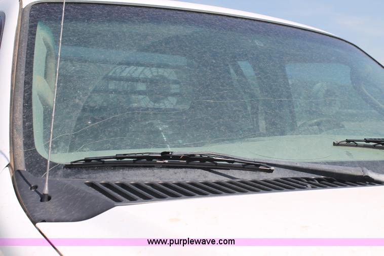 image for item L4358 2005 Ford F250 Super Duty SuperCab pickup truck