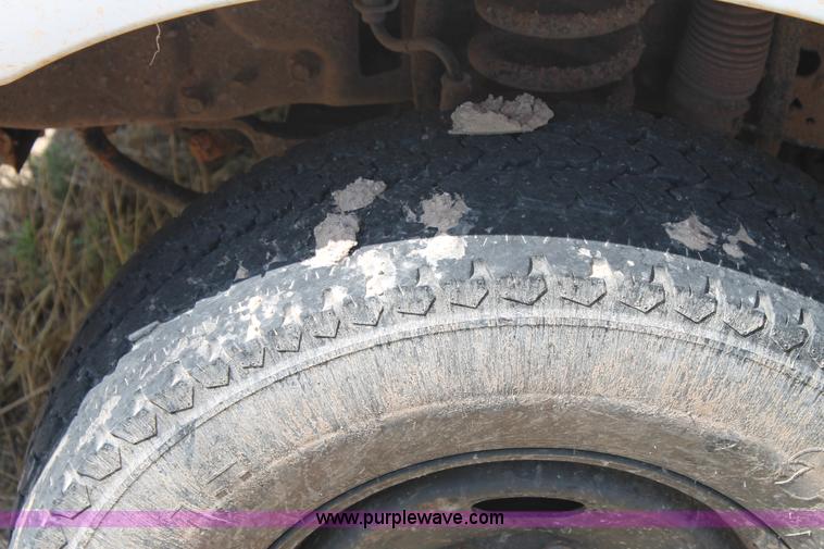 image for item L4358 2005 Ford F250 Super Duty SuperCab pickup truck