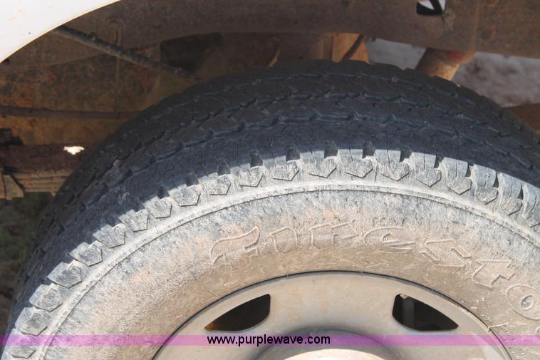 image for item L4358 2005 Ford F250 Super Duty SuperCab pickup truck