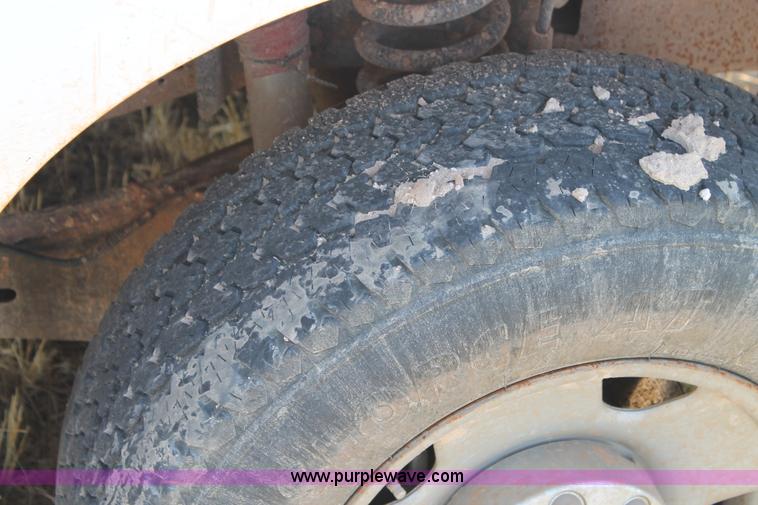 image for item L4358 2005 Ford F250 Super Duty SuperCab pickup truck