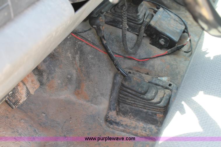 image for item L4358 2005 Ford F250 Super Duty SuperCab pickup truck