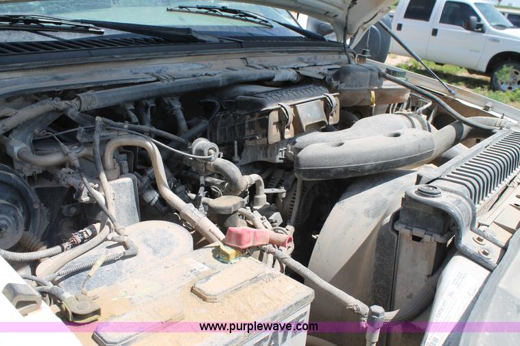 image for item L4358 2005 Ford F250 Super Duty SuperCab pickup truck