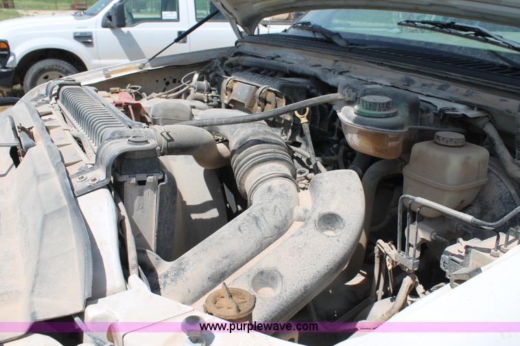 image for item L4358 2005 Ford F250 Super Duty SuperCab pickup truck