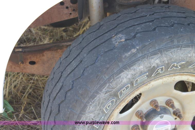 image for item L4359 2006 Ford F350 Super Duty Crew Cab pickup truck