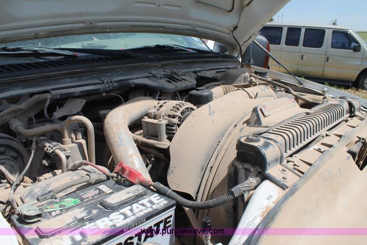 image for item L4359 2006 Ford F350 Super Duty Crew Cab pickup truck