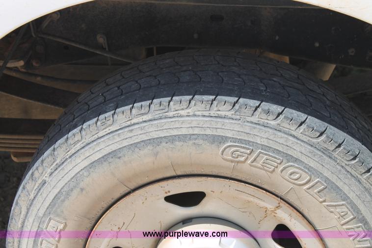 image for item L4361 2008 Ford F350 Super Duty XL Crew Cab pickup truck