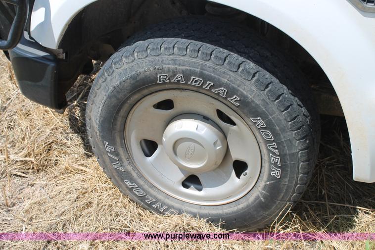 image for item L4361 2008 Ford F350 Super Duty XL Crew Cab pickup truck