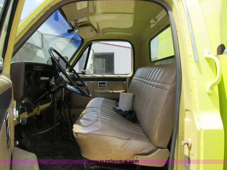 image for item R9369 1983 Chevrolet Kodiak C70 fire truck