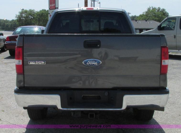 image for item R9370 2007 Ford F150 XLT SuperCab pickup truck