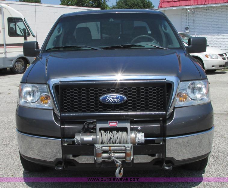 image for item R9370 2007 Ford F150 XLT SuperCab pickup truck