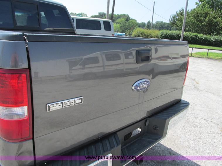image for item R9370 2007 Ford F150 XLT SuperCab pickup truck