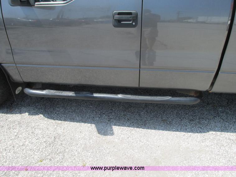 image for item R9370 2007 Ford F150 XLT SuperCab pickup truck
