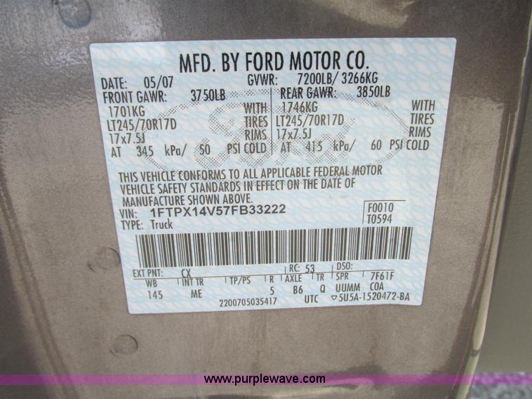 image for item R9370 2007 Ford F150 XLT SuperCab pickup truck