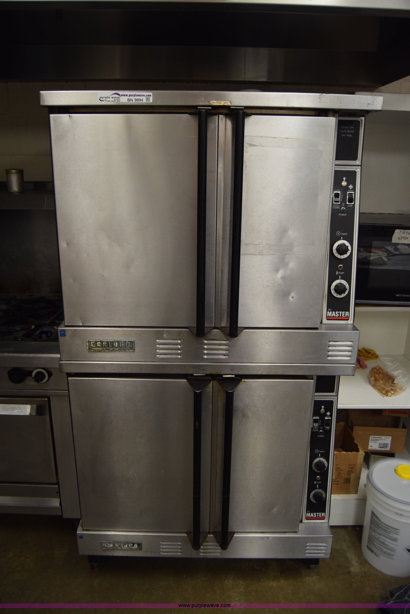 Garland commercial ovens in Hutchinson, KS Item BN9894 sold Purple Wave