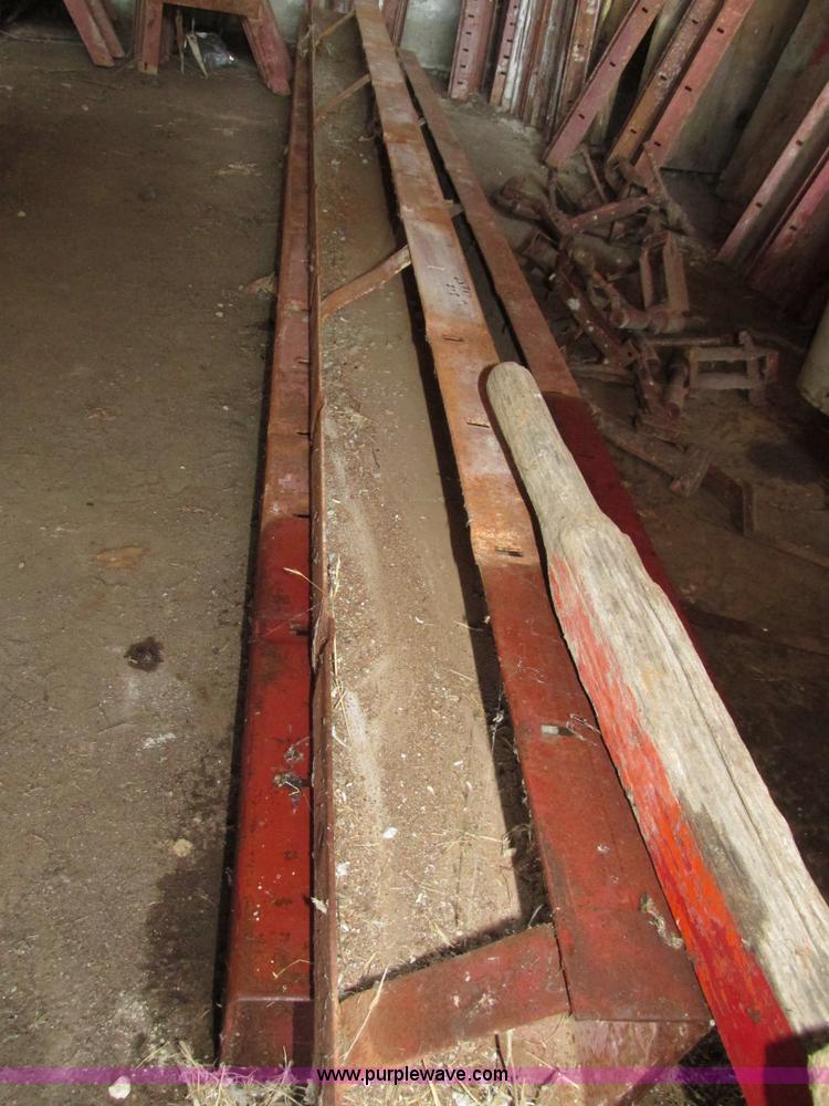 image for item AV9134 Ellis concrete form brackets, corners, and fillers