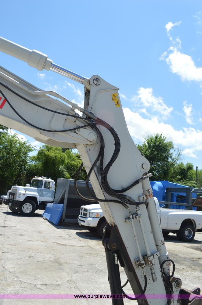 image for item AV9896 2008 Takeuchi TB1140 compact excavator