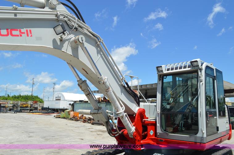 image for item AV9896 2008 Takeuchi TB1140 compact excavator