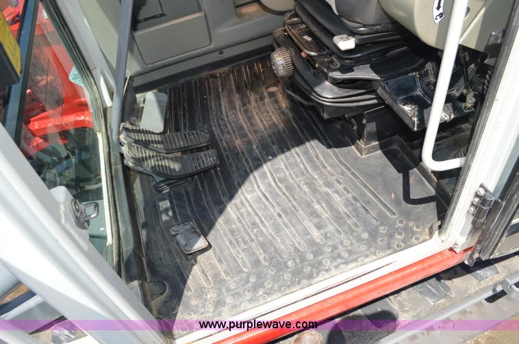 image for item AV9896 2008 Takeuchi TB1140 compact excavator