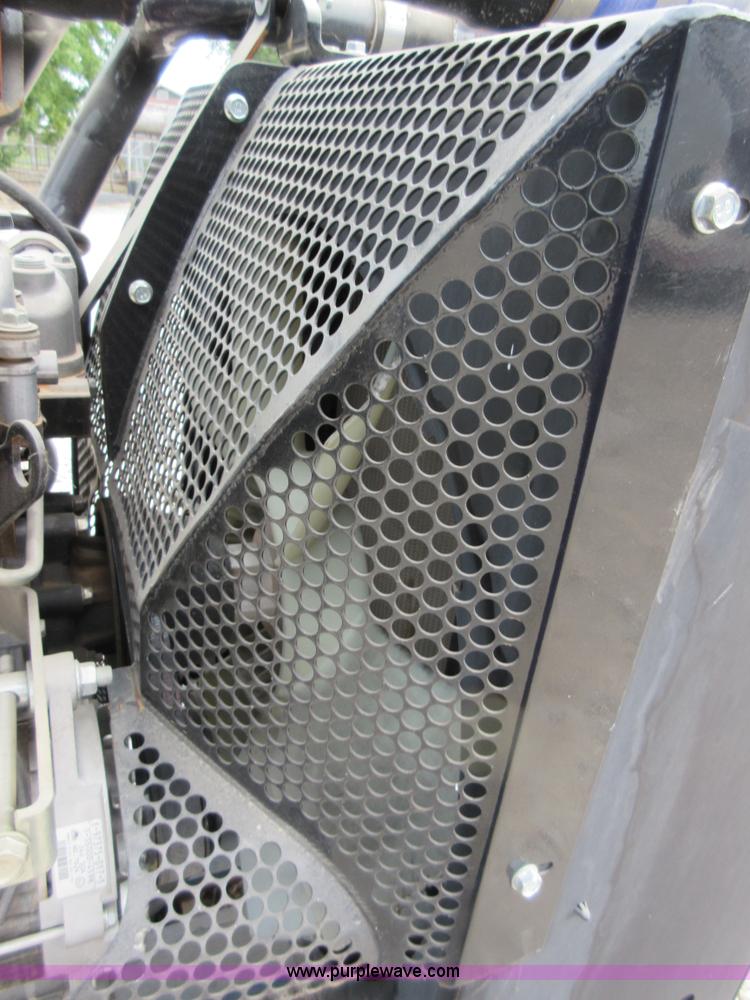 image for item AZ9006 2007 Isuzu AH-4HK1X diesel engine