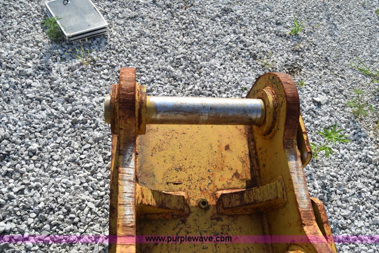 image for item AZ9009 Excavator quick attach