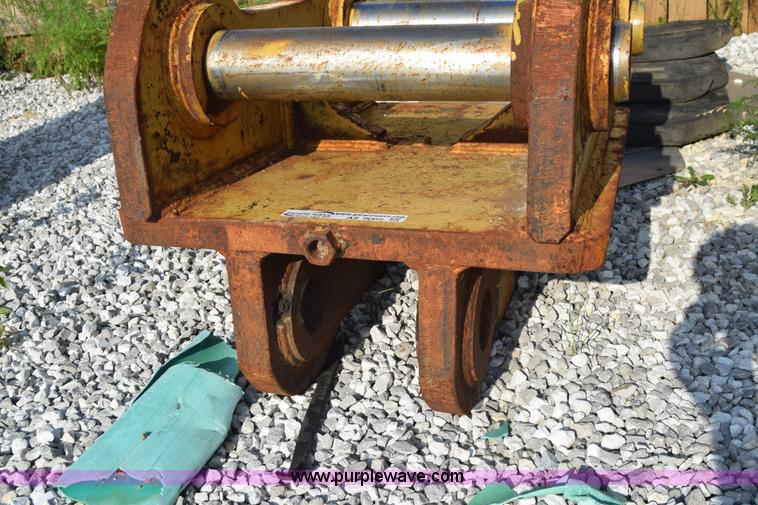 image for item AZ9009 Excavator quick attach