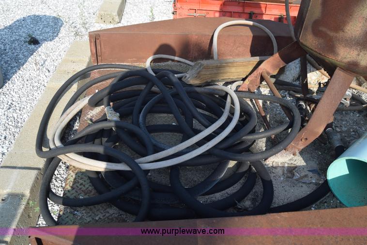 image for item AZ9010 Clemco SCWB-2452 sandblaster