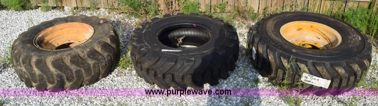 image for item AZ9013 (3) 12.5-80-18 tires