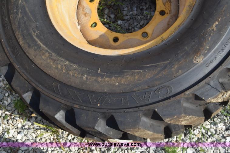 image for item AZ9013 (3) 12.5-80-18 tires