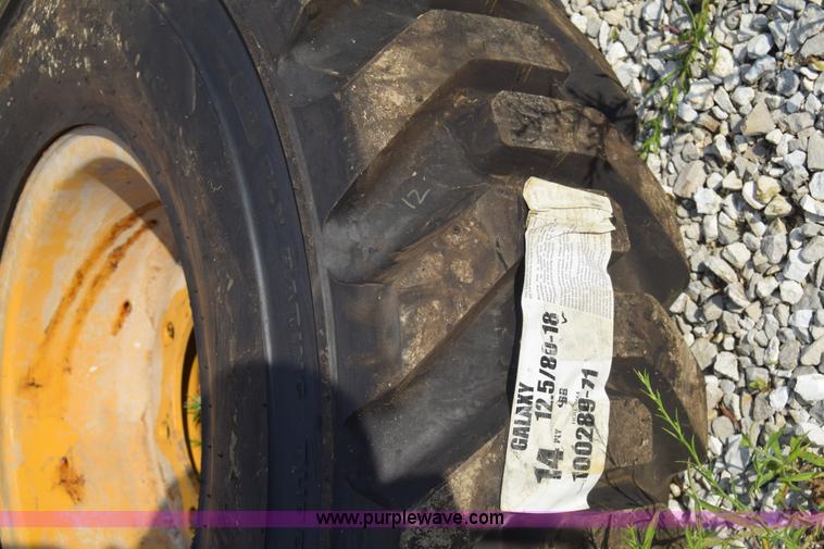 image for item AZ9013 (3) 12.5-80-18 tires