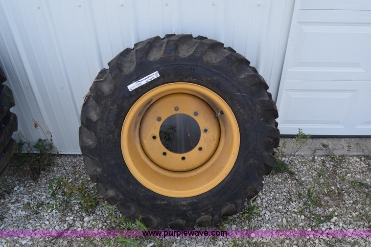 image for item AZ9016 Firestone 12.5-20 tire