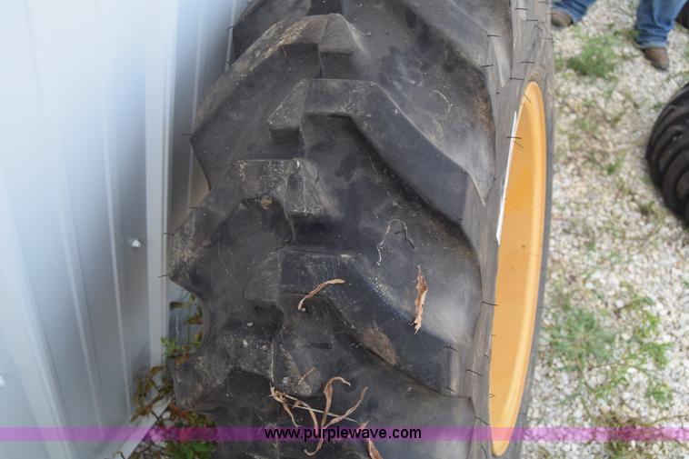 image for item AZ9016 Firestone 12.5-20 tire
