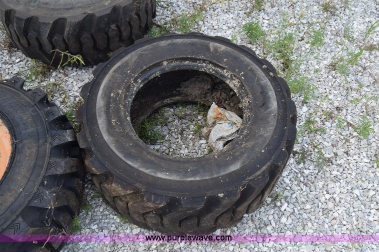 image for item AZ9017 (5) 12 x 16.5 tires