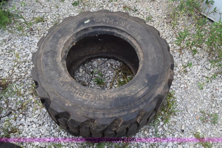 image for item AZ9017 (5) 12 x 16.5 tires