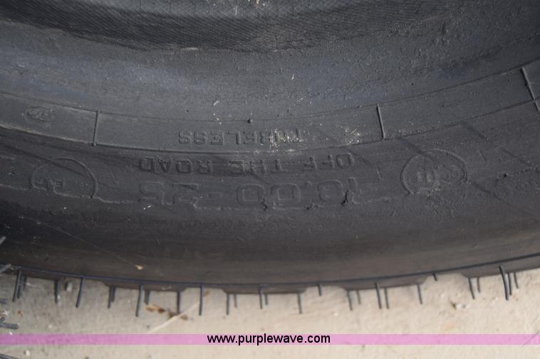 image for item AZ9018 (5) 18.00-25 tires