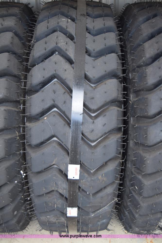 image for item AZ9018 (5) 18.00-25 tires